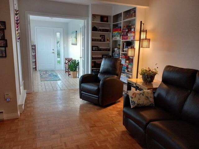 Charming 3 bedroom home. gallery image 4