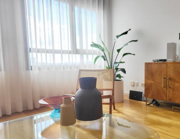 condomínio com jardim, piscina e garagem gallery image 2