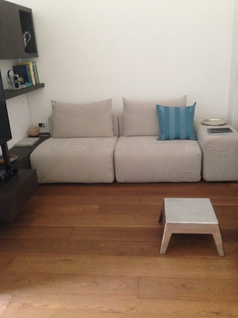 Annuncio Airbnb popolare: Luxury apartment and terrace a Brindisi