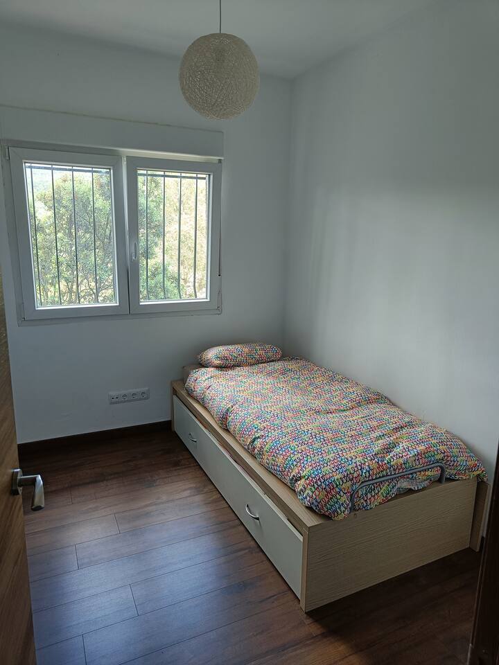 Malá izba s dvoma samostatnými lôžkami