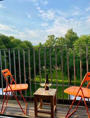 Rolig og sentral toppleilighet med balkong gallery image 3