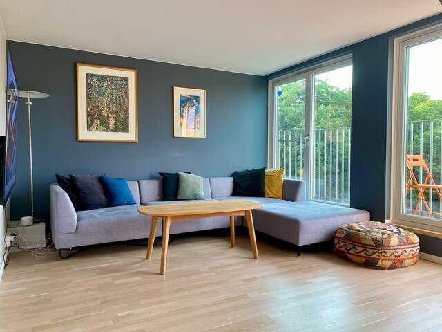 Rolig og sentral toppleilighet med balkong