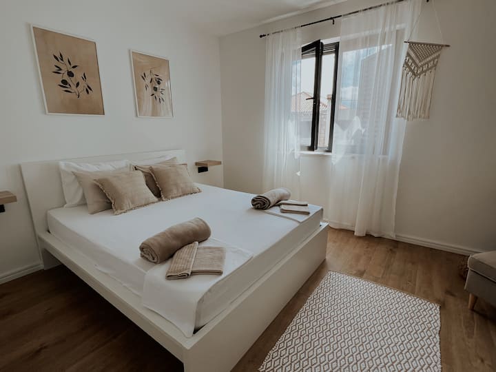 Спалня 1 с двойно легло