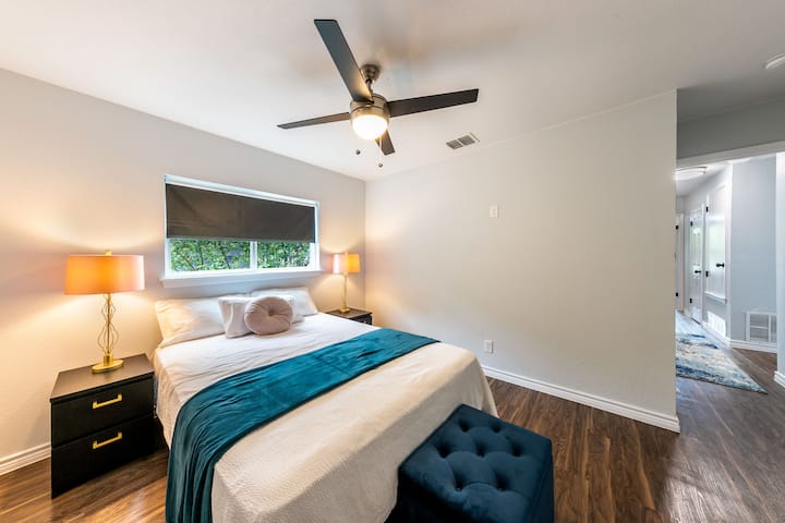 Bedroom 3 
- 43" Smart TV
- Queen bed with remote control adjustable base
- Sleep in on a Serta Perfect Sleeper® Charlotte Euro TopSleeper, the Official Mattress of the National Sleep Foundation.
- Blackout rolling blind 
- Spacious closet