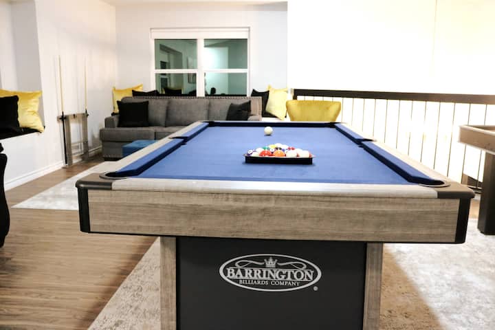 7.5-foot Billiard Table - Rack 'em up and have fun! 