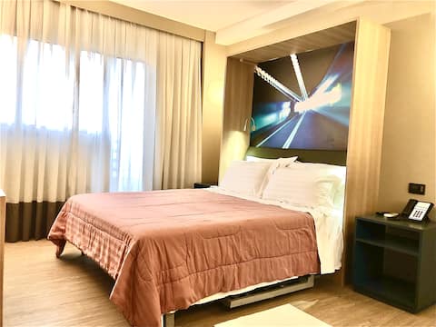 Apartment Best Location with Gym and Vacation