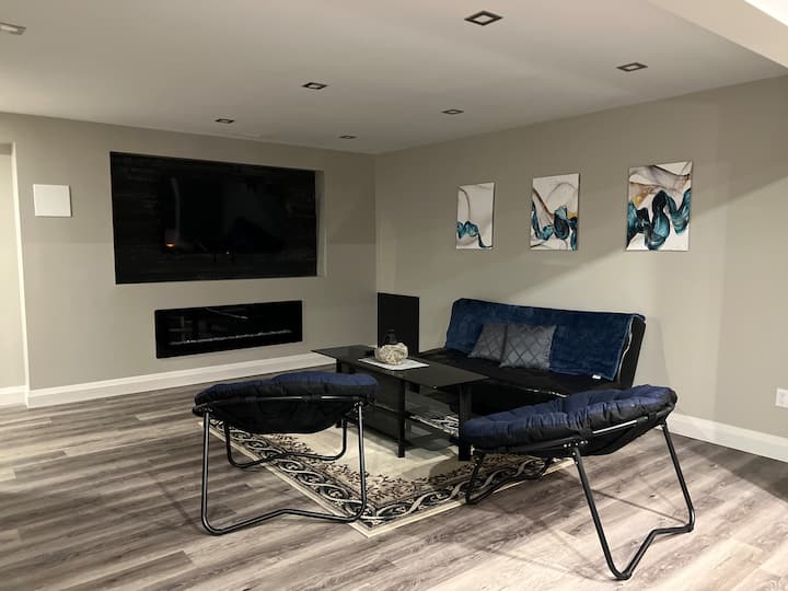 Luxurious And Modern Home | Sleeps 8 - Windsor