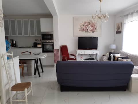 Cozy house on the edge of the Meuse