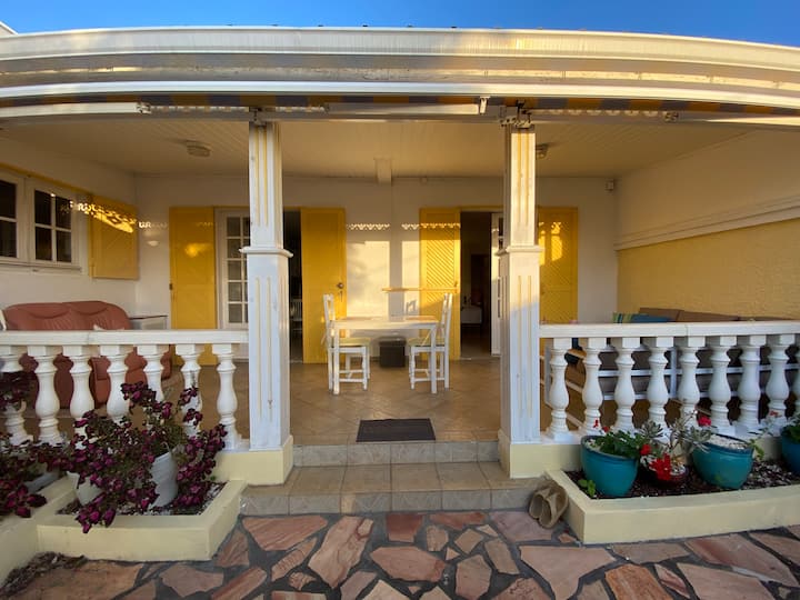 with island charm in SaintPierre. Vacation homes for