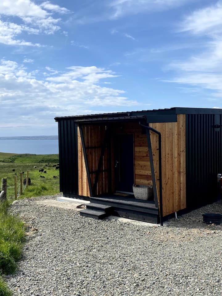 Unique luxurious cabin on sea view working croft