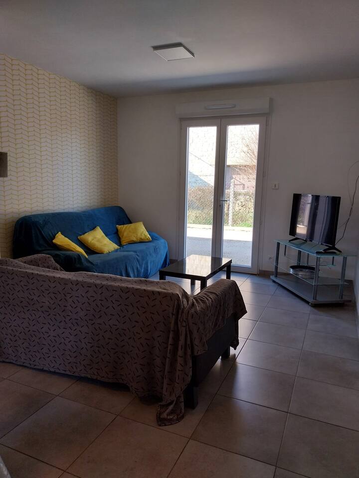 Location Saisonnière Avec Piscine 10 Pers - France