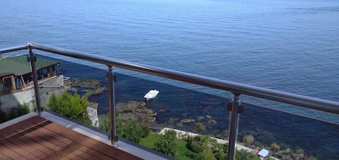 Seafront Apartment in Trabzon