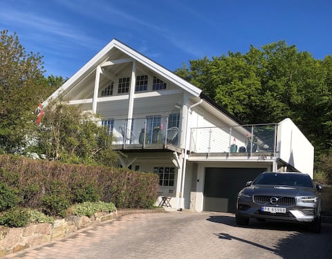 Idyllic single-family home for rent in Arendalsuka.