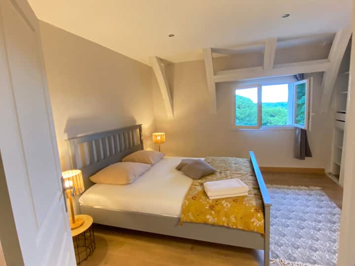 Chumba cha kulala cha 2 na hifadhi