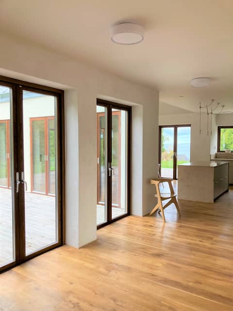 Elegant accommodation with sea view in Arild