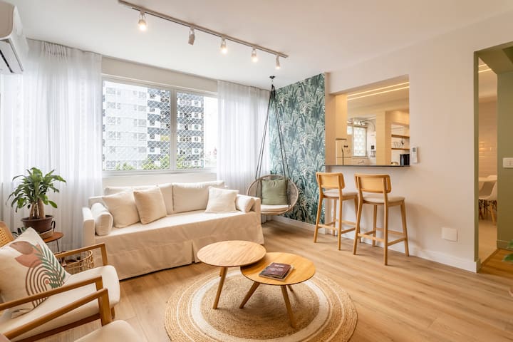 Stay in Leblon: 3-bedroom beach paradise