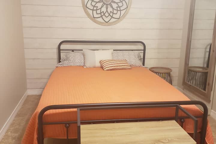 Брачен кревет (широк 150 - 179 см) 