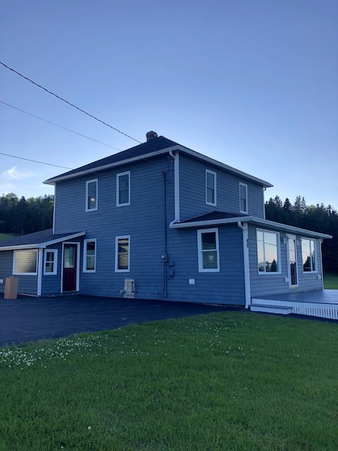4 Bedroom Acadian farmhouse.