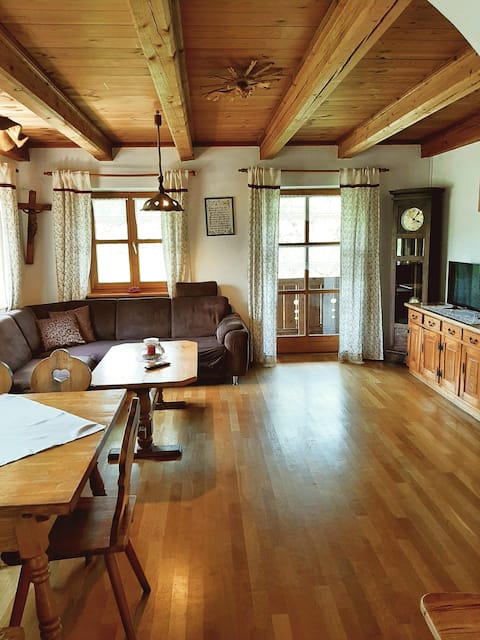 Apartment with balcony (Piller vacation home)