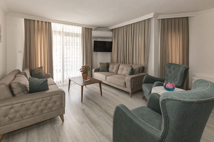 You Can Rest And Relax, With All The New Furniture - İçmeler