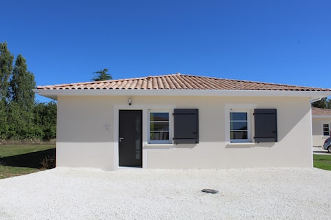 Gîte Lou, Family and wellness cottage with jacuzzi