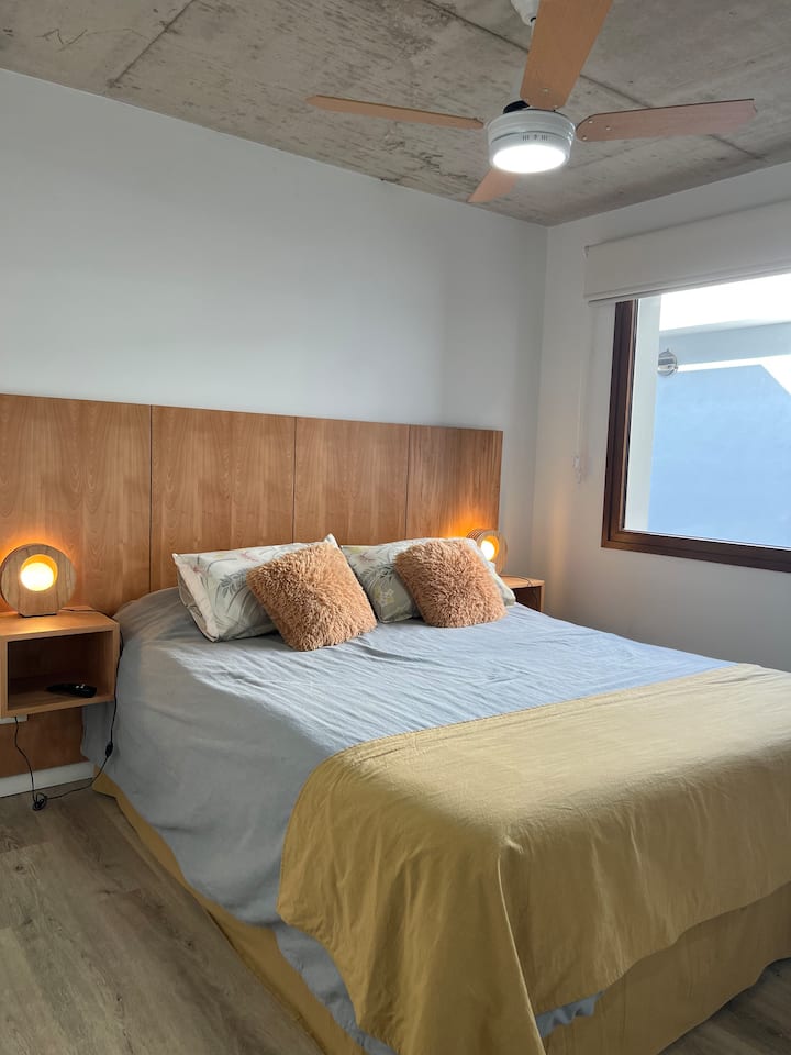 родителска спалня Двойно легло 1,60 х 2,00