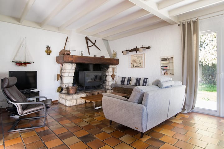 Villa Pierrot Avec Grand Jardin Arboré - La Flotte