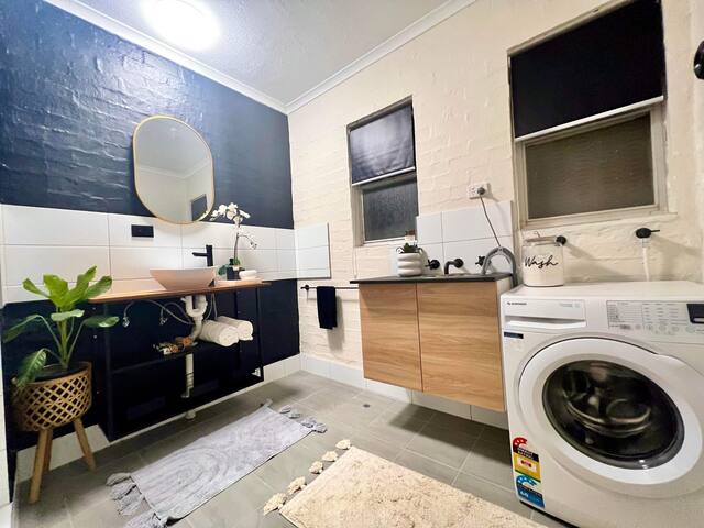 Stylish 3 Bedroom – Managers Apartment gallery image 5