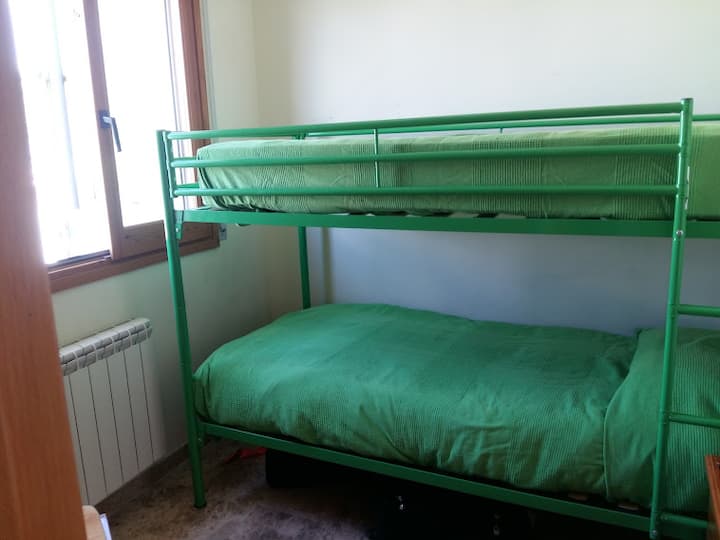 საძინებელი 2