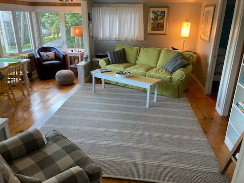 Top Airbnb: Ocean View Cottage on Peaks Island in Portland / South Portland