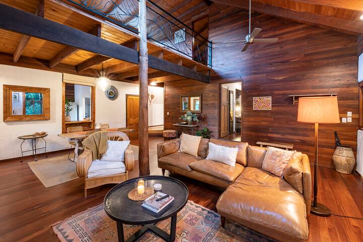 The Enchanted Stone Cottage gallery image 4