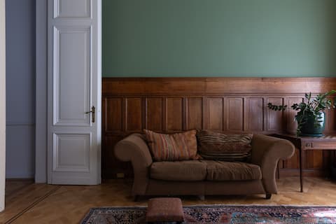 Successful Airbnb property: Belle Epoque Townhouse Antwerp in Antwerpen