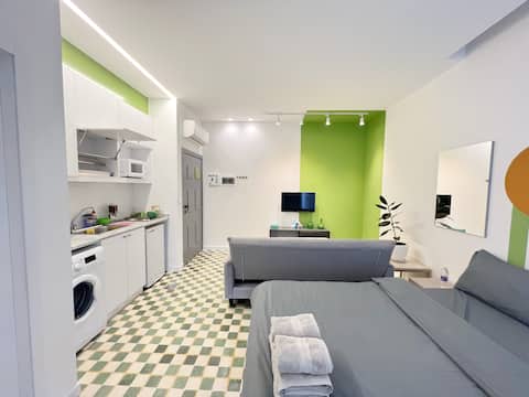 24/24 Elec with Elevator - 5thGreen 1BR Apartment