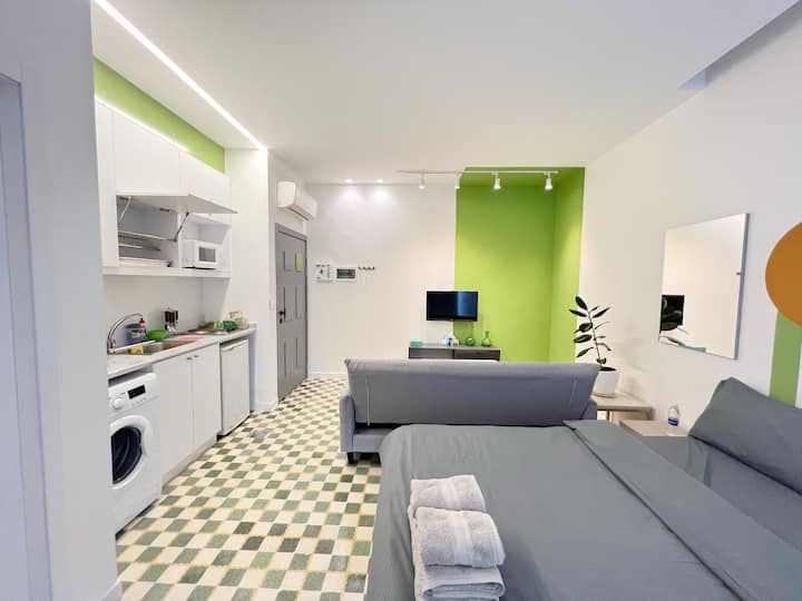24/24 Elec with Elevator - 5thGreen 1BR Apartment