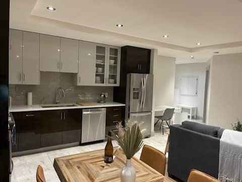 Successful Airbnb property: Downtown Halifax 1 Bed, 1 Bath suite with parking in Downtown Halifax