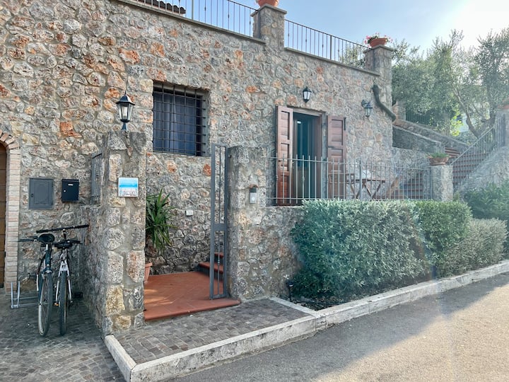 "VILLA ALGA" - TWO-ROOM APARTMENT (MONTE ARGENTARIO)