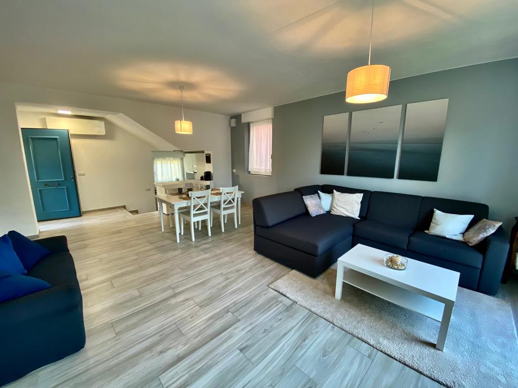 Top Airbnb: Maison Mimì apartment 1 in Tremezzina