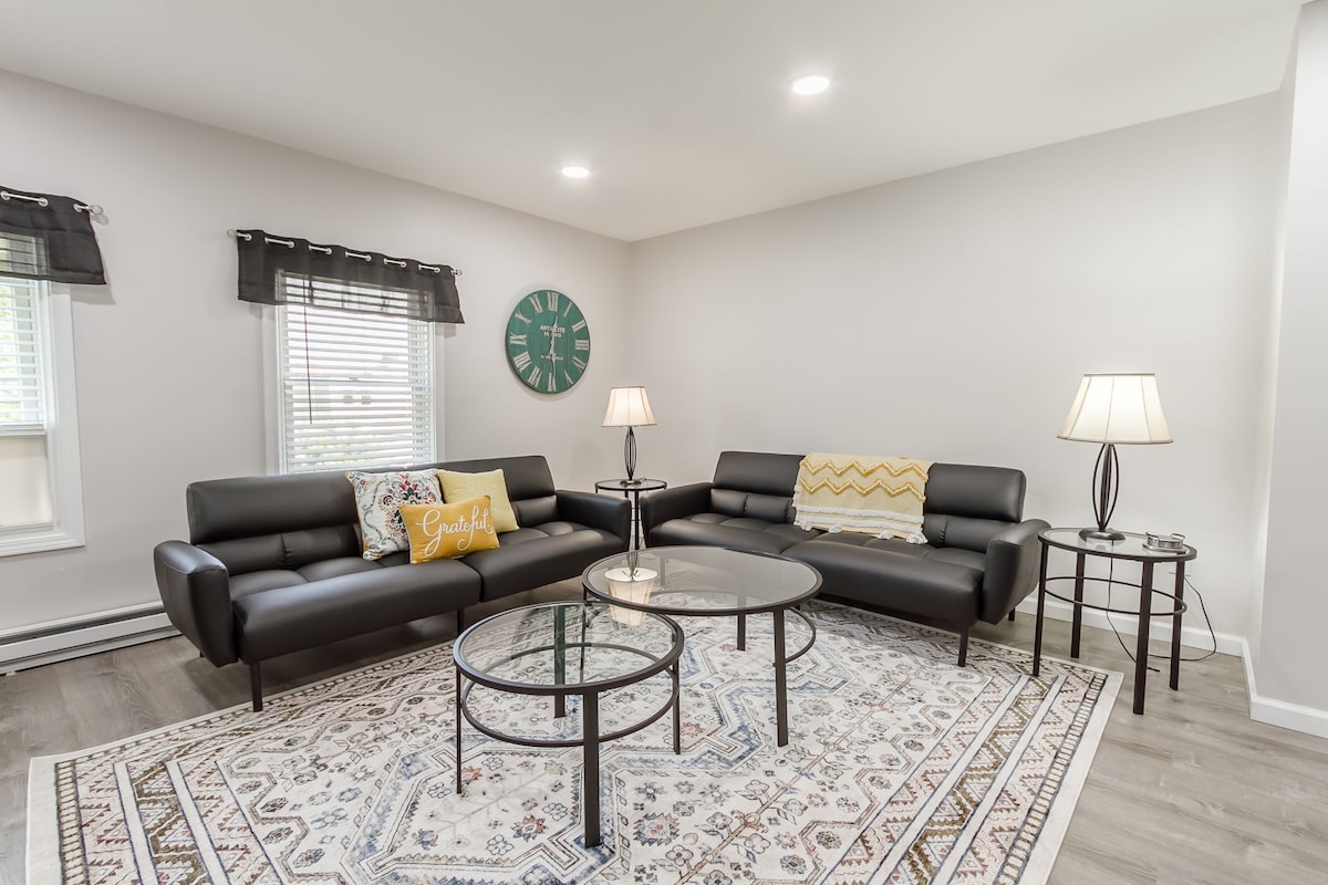 One bedroom apartment in downtown Canandaigua