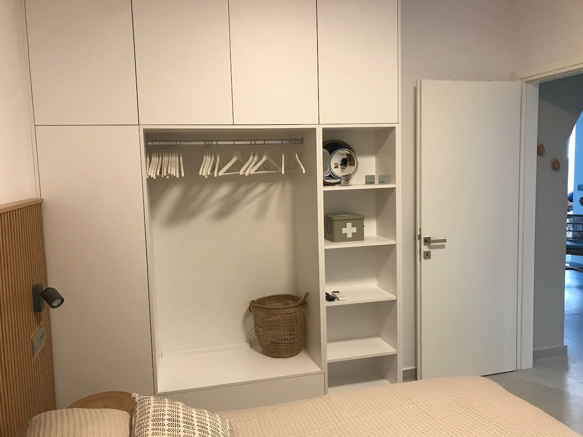 Ჩაშენებული გარდერობი მე-2 ცხვრის ოთახი