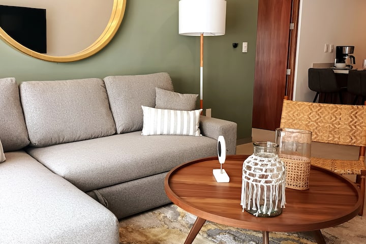 Luxury 2 Br  Pool View Apartment Near Beach Gym - Playa del Carmen