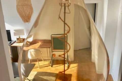 1 bedroom appt 70m from Barbara M4 - AC - 4 max