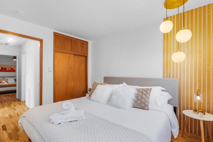 Fresh, glamorous, modern design.