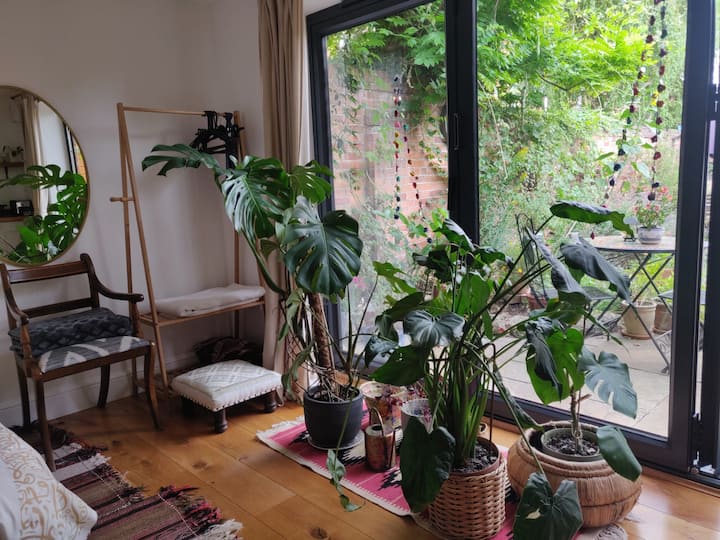 Serene’s Little Cabin In East Oxford - Oxford