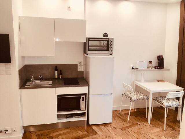 A: Plein centre, musée, opéra …. gallery image 4