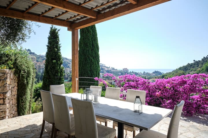 Guest favorite listing in Menton