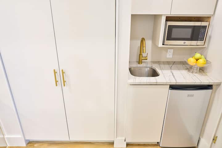 Elegant Private Studio In Luxury Townhome. - 曼哈頓