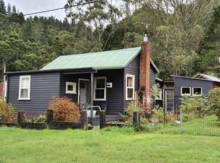 The Blacksmith's Cottage Cottages for Rent in Queenstown, Tasmania, Australia Airbnb