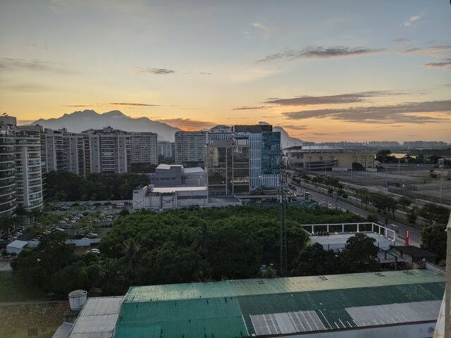 Apartamento em frente ao Rock in Rio!!