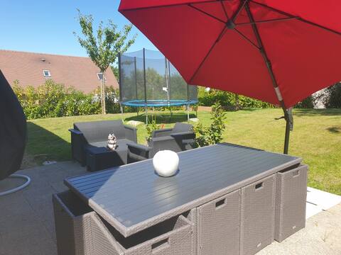 Cozy 2 bedroom house garden parking and hot tub