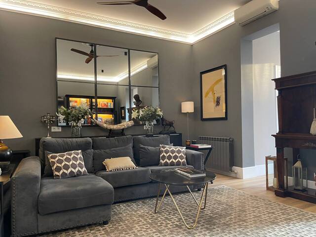 Barcelona Modernist Historic House gallery image 2